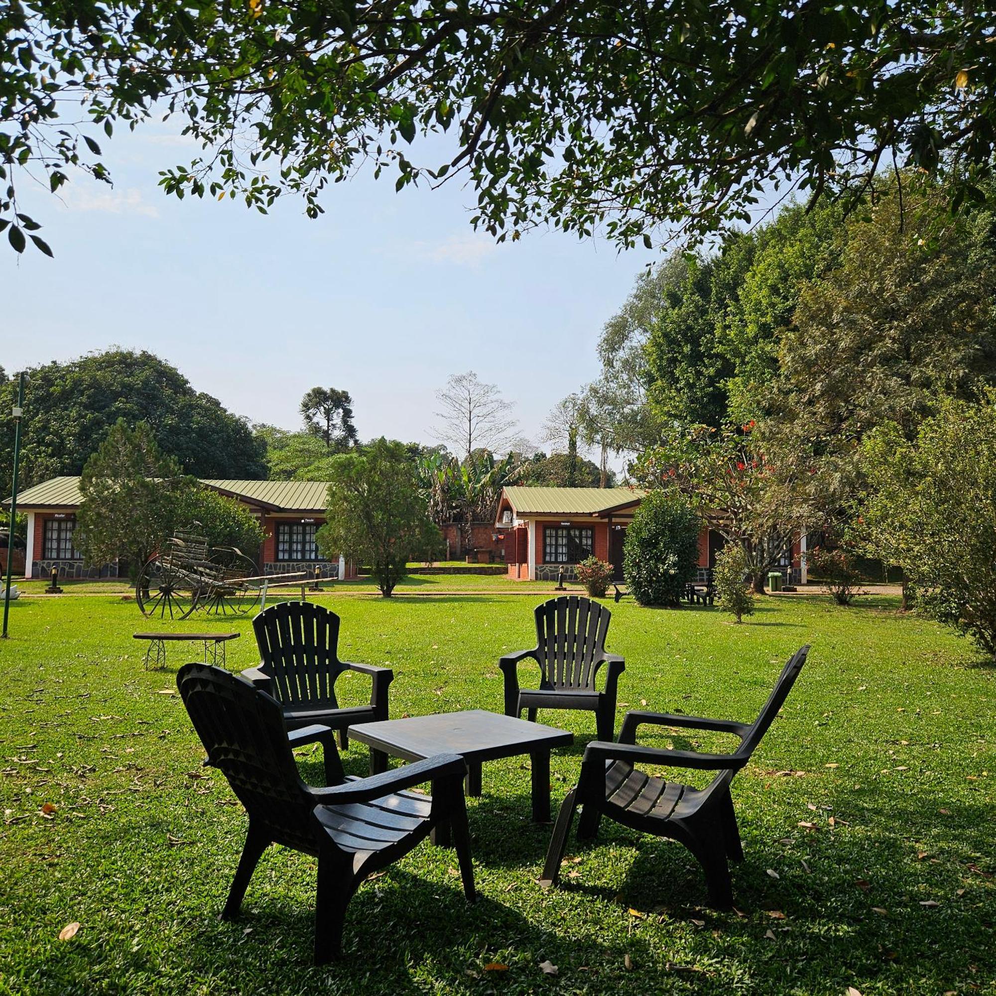 Cabanas El Refugio Del Mensu Puerto Iguazú Extérieur photo