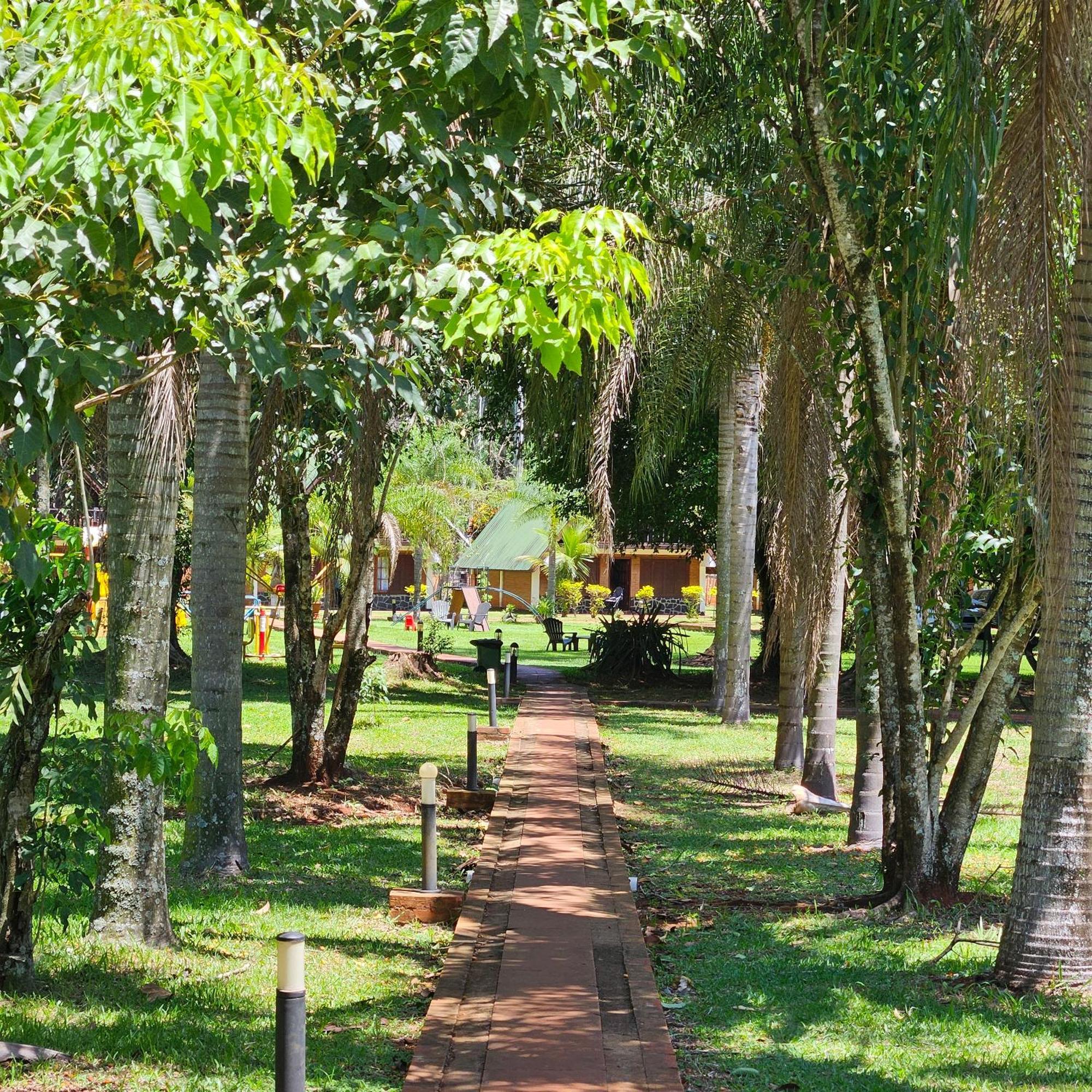Cabanas El Refugio Del Mensu Puerto Iguazú Extérieur photo